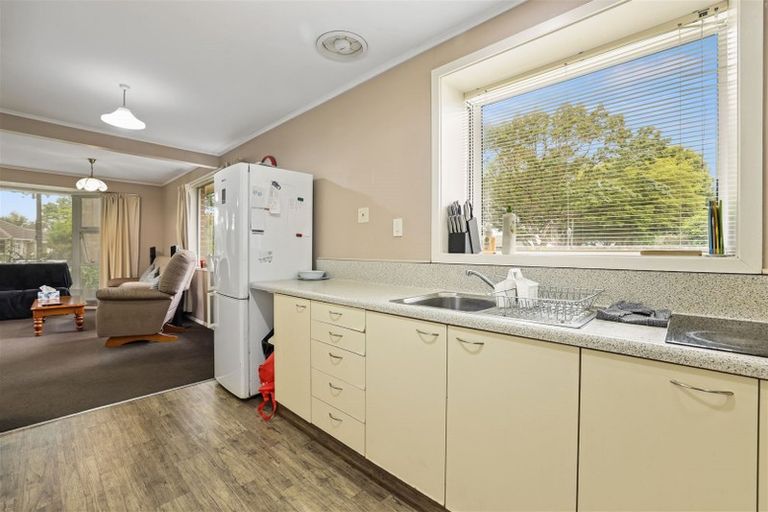 Photo of property in 41 Guildford Street, Burnside, Christchurch, 8053