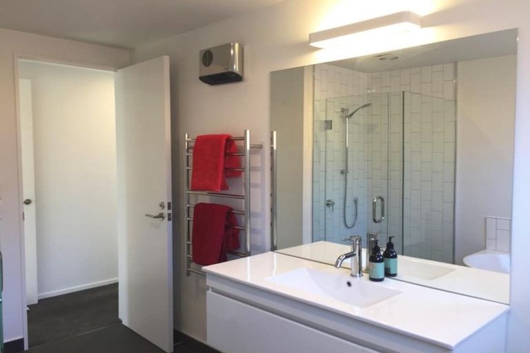 Photo of property in 23 Rocklands Court, Wanaka, 9305