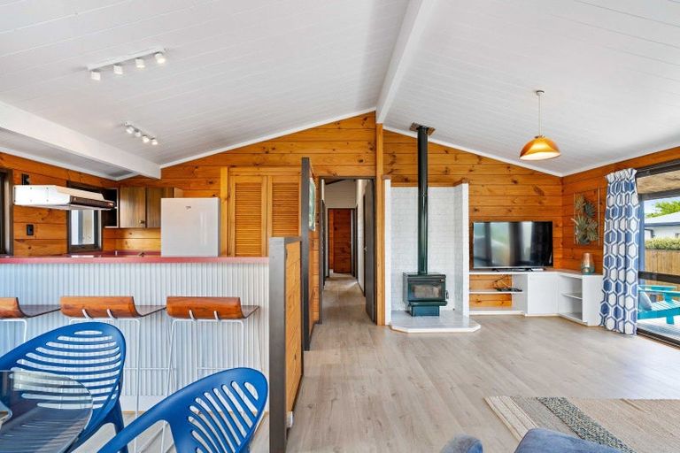Photo of property in 117 Weka Street, Whangamata, 3620