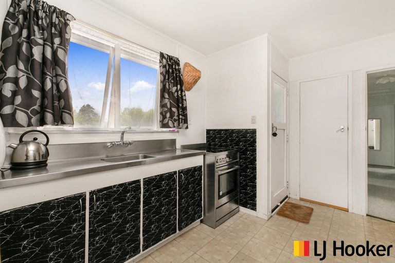 Photo of property in 25 Astor Place, Manurewa, Auckland, 2102