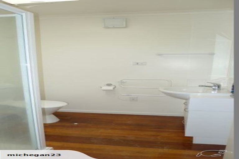 Photo of property in 25 Ballantrae Place, Thorndon, Wellington, 6011