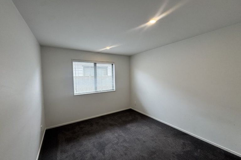 Photo of property in 11a Tributary Parade, Karaka, Papakura, 2113