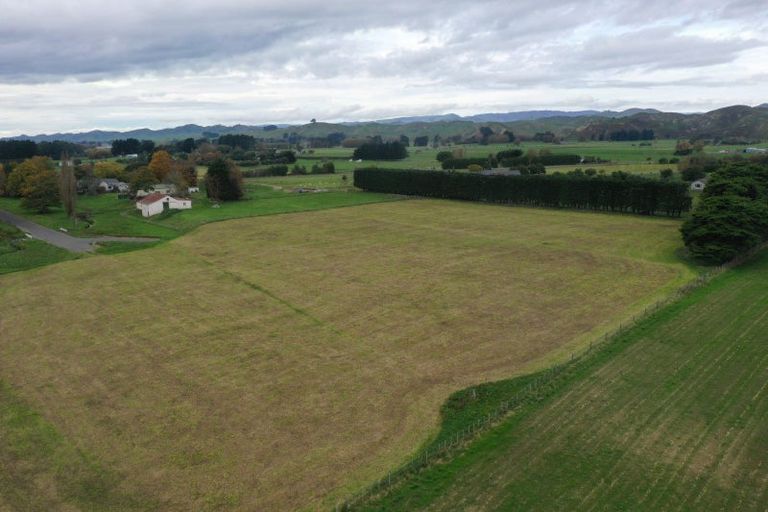 Photo of property in 22 Pahiatua Pongaroa Road, Pahiatua, 4982