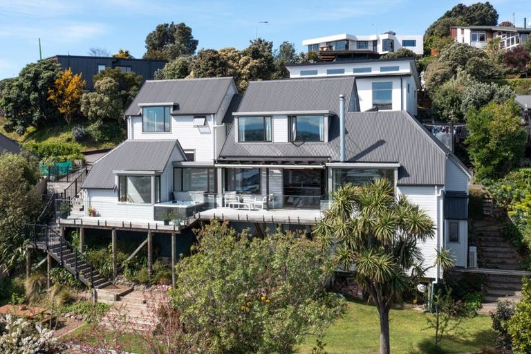 Photo of property in 3 Roland Lane, Mount Pleasant, Christchurch, 8081