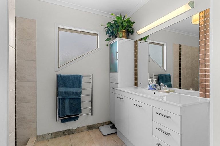 Photo of property in 585 Cove Road, Waipu, 0582