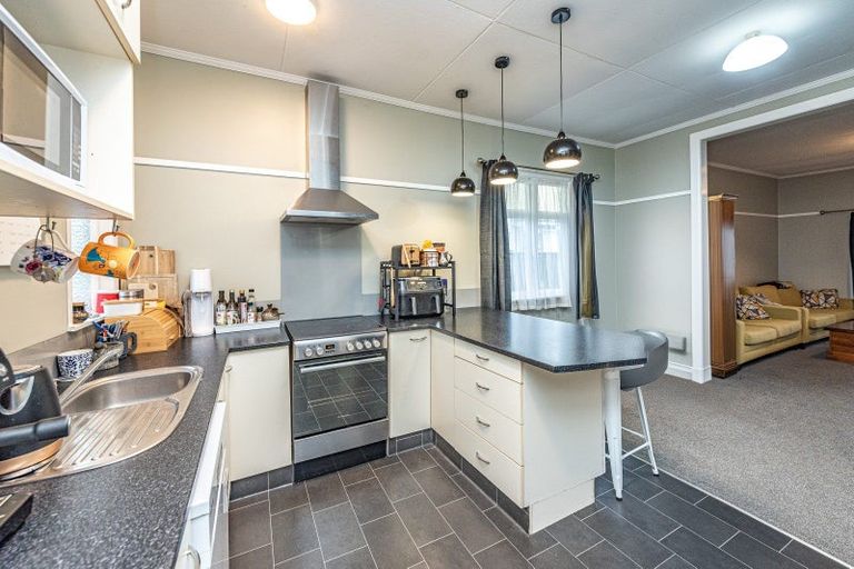 Photo of property in 74 Portal Street, Durie Hill, Whanganui, 4500