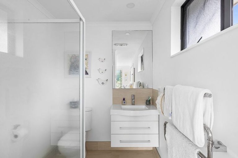 Photo of property in 15 Amanda Lane, Snells Beach, 0920