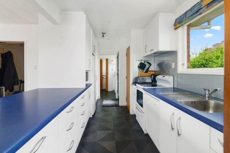 Photo of property in 11 Tawavale Street, Pukehangi, Rotorua, 3015