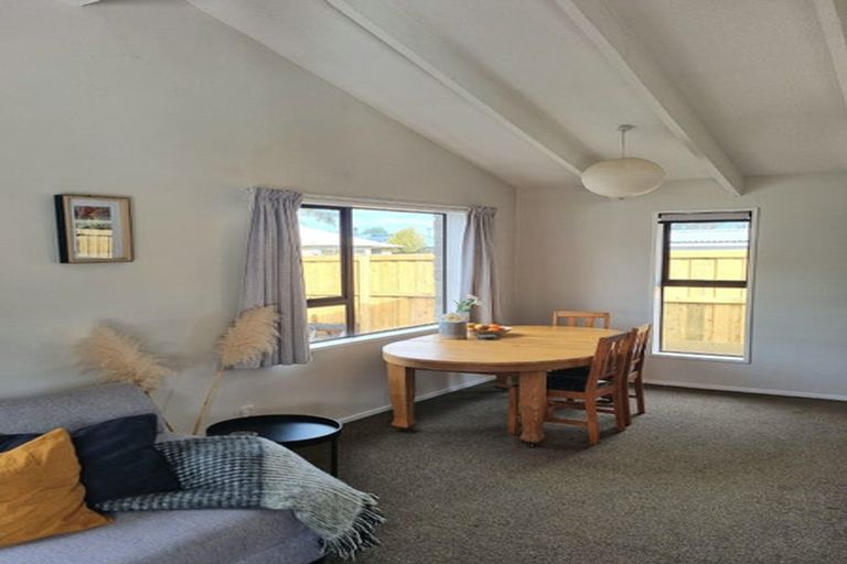 Photo of property in 10 Morris Road, Amberley, 7410