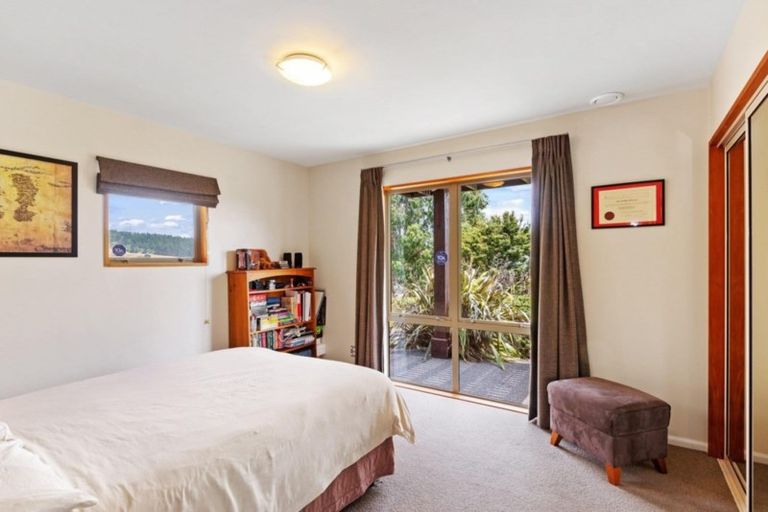 Photo of property in 17 Westview Place, Huntsbury, Christchurch, 8022