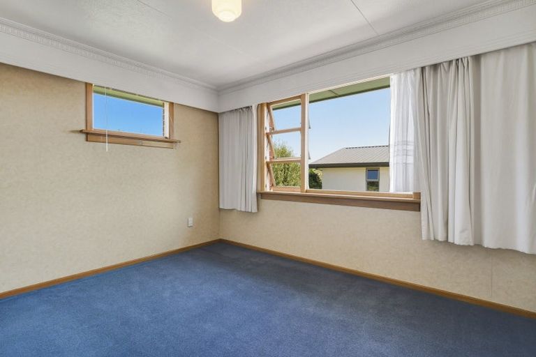 Photo of property in 11 Kinmont Crescent, Kinmont Park, Mosgiel, 9024