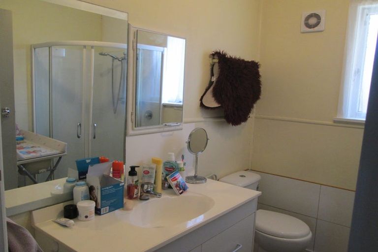 Photo of property in 2/148 Old Farm Road, Hamilton East, Hamilton, 3216