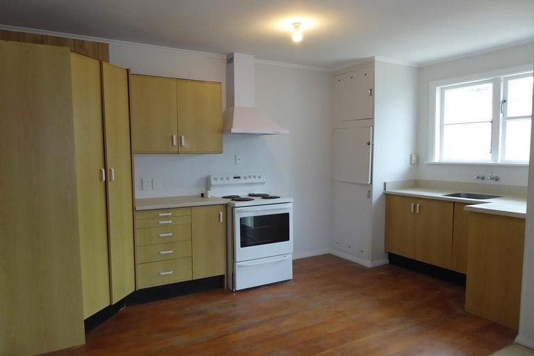 Photo of property in 20 Oxford Crescent, Ebdentown, Upper Hutt, 5018