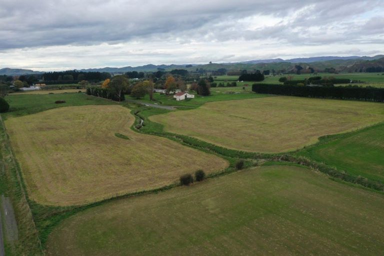 Photo of property in 22 Pahiatua Pongaroa Road, Pahiatua, 4982