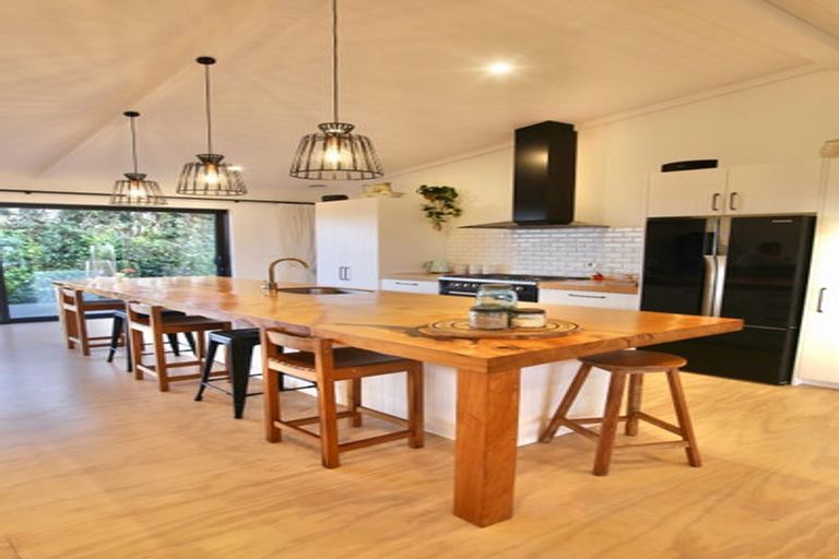 Photo of property in 228 Matapouri Road, Tutukaka, Whangarei, 0173