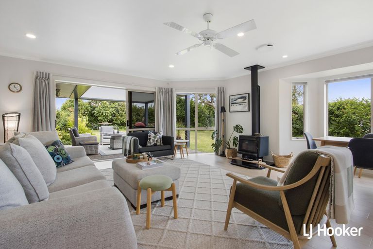 Photo of property in 7 Island Vista, Athenree, Katikati, 3177