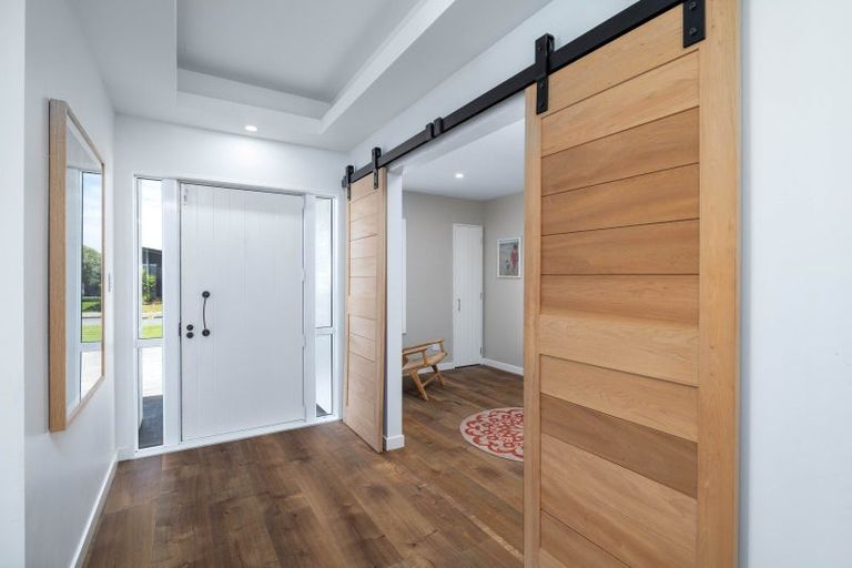 Photo of property in 3 Te Wairewa Street, Pegasus, 7612