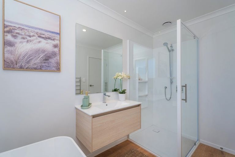 Photo of property in 43 Longreach Drive, Cooks Beach, Whitianga, 3591