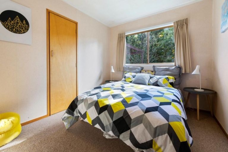 Photo of property in 17 Capricorn Place, Browns Bay, Auckland, 0630