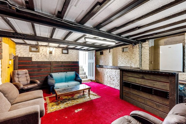 Photo of property in 3 Bermer Road, Belmont, Lower Hutt, 5010