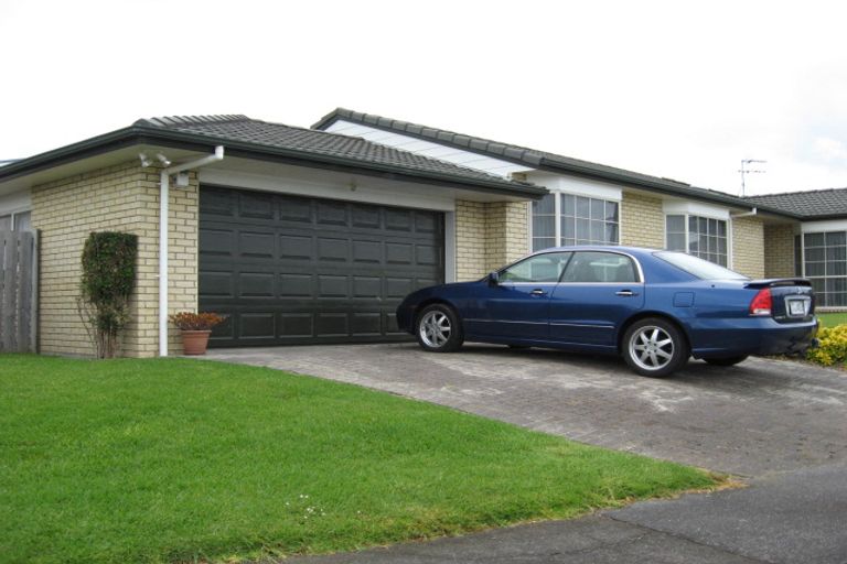 Photo of property in 50 Kiwi Esplanade, Mangere Bridge, Auckland, 2022