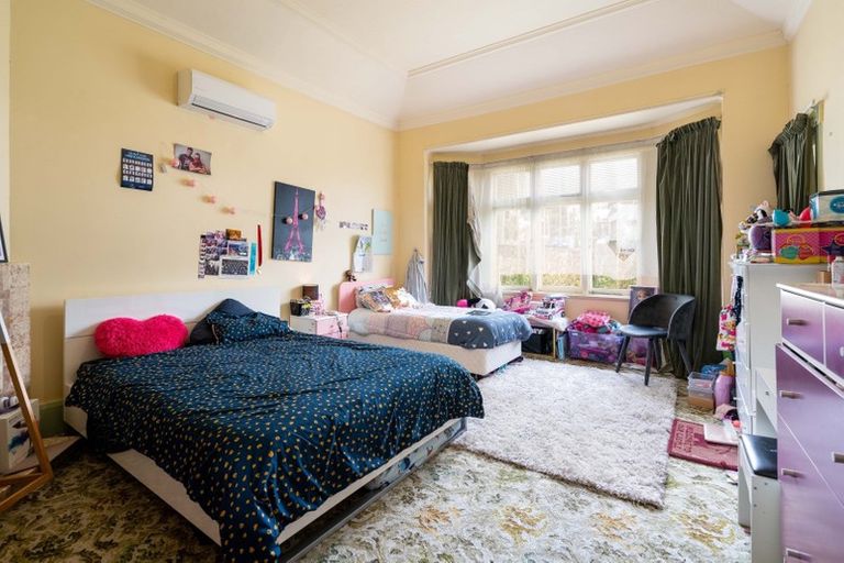 Photo of property in 1 Hazel Avenue, Caversham, Dunedin, 9012