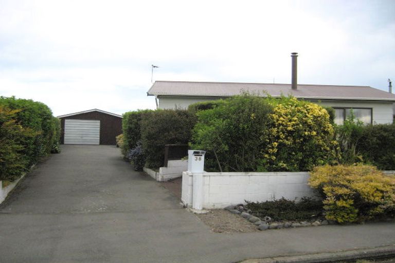 Photo of property in 38 Seadown Crescent, Amberley, 7410