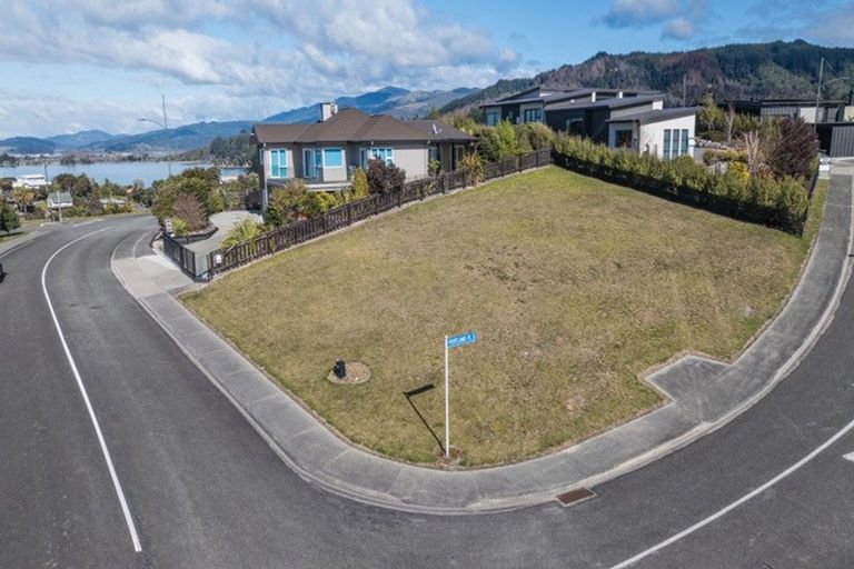 Photo of property in 1 Portland Place, Kaiteriteri, Motueka, 7197