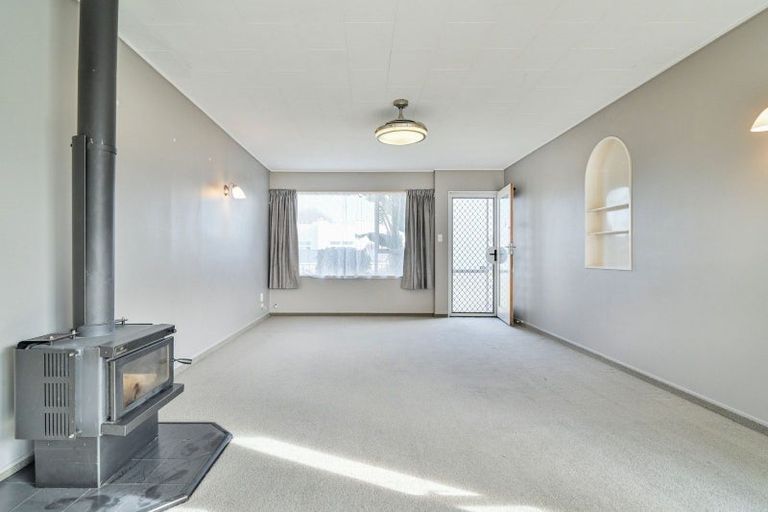 Photo of property in 3/302 Sylvan Road, Parkvale, Hastings, 4122