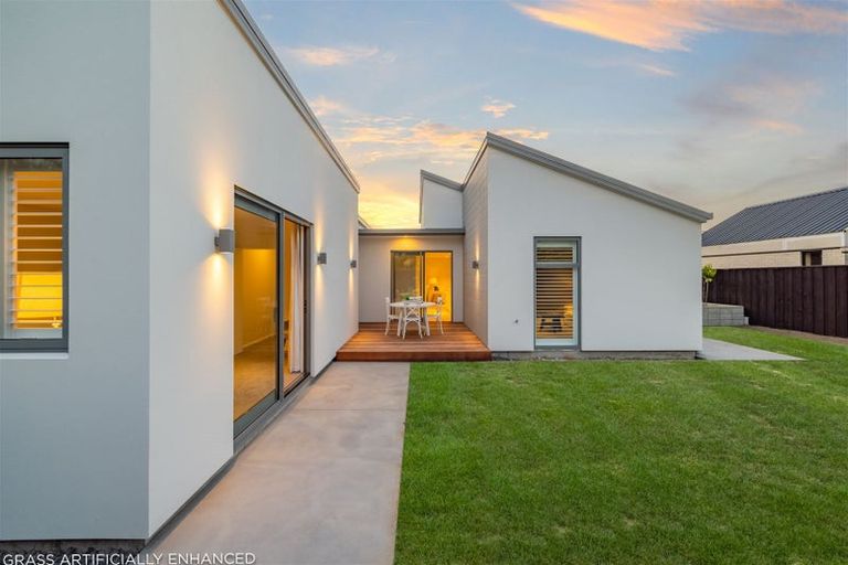 Photo of property in 11 Jardine Place, Marshland, Christchurch, 8051