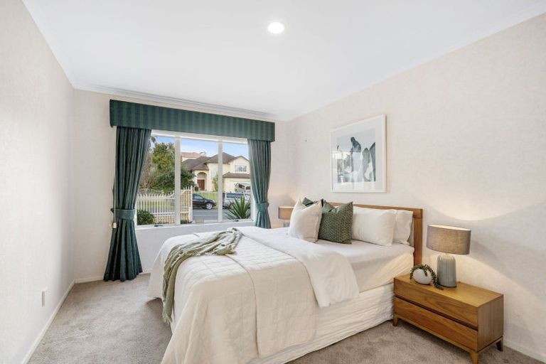 Photo of property in 25 Santa Ana Drive, Dannemora, Auckland, 2016