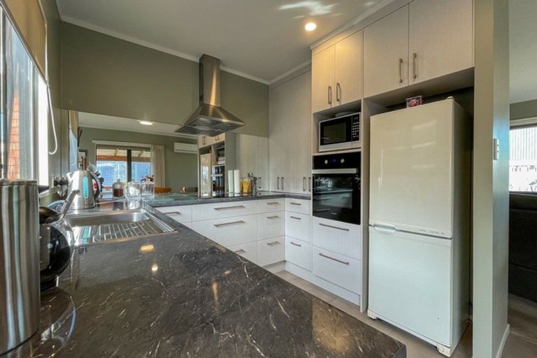 Photo of property in 9b Walton Place, Ngatea, 3503