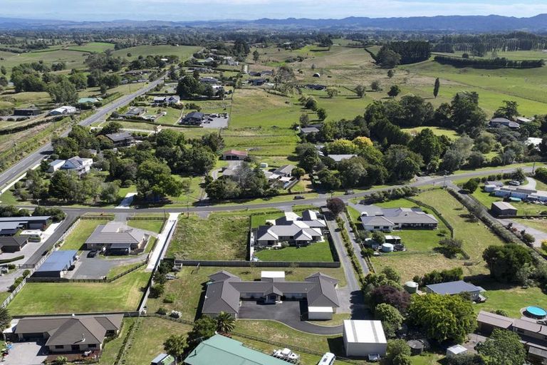 Photo of property in 12 Law Crescent, Horotiu, Hamilton, 3288