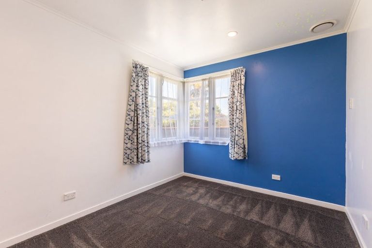 Photo of property in 61 Burgoyne Street, Woodville, 4920