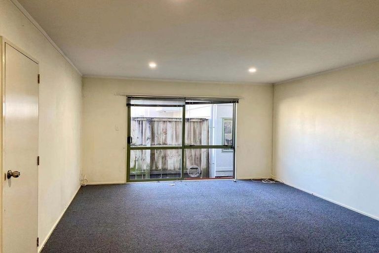 Photo of property in Ellerslie Gardens, 10/1a Harrison Road, Mount Wellington, Auckland, 1060