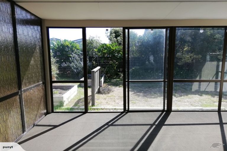 Photo of property in 163 Tutere Street, Waikanae Beach, Waikanae, 5036