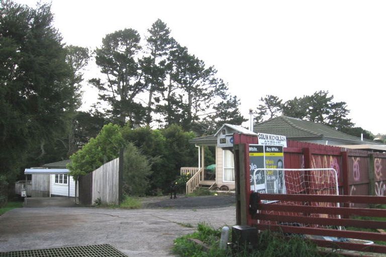 Photo of property in 2/33 Karepo Crescent, Ranui, Auckland, 0612