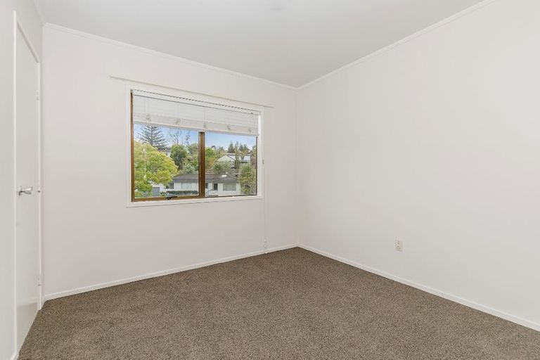 Photo of property in 68 Powrie Street, Glenfield, Auckland, 0629