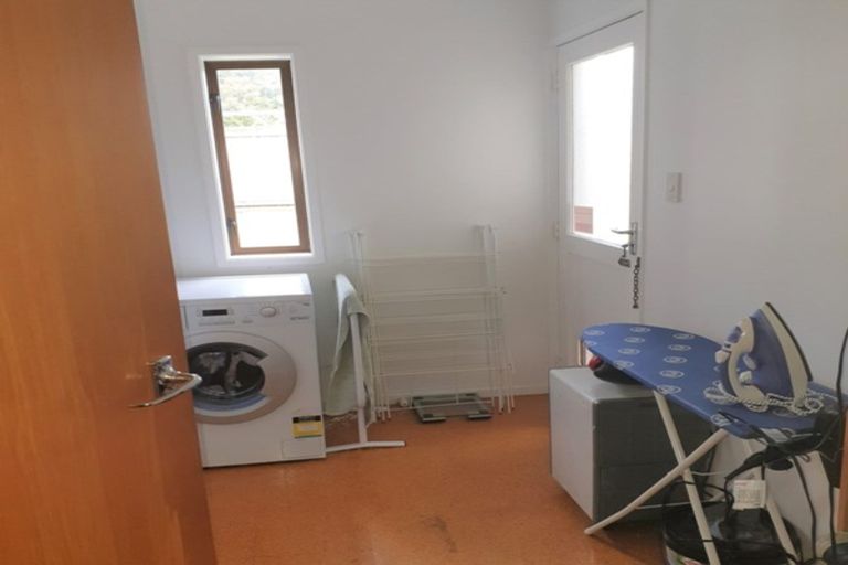 Photo of property in 70 Sandspit Road, Waiuku, 2123