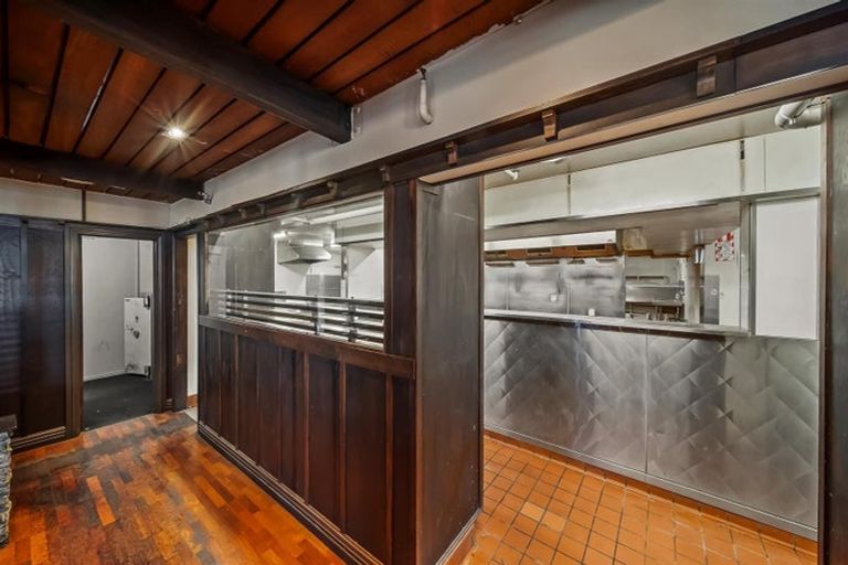 Photo of property in 350 Riccarton Road West, Mosgiel, 9092