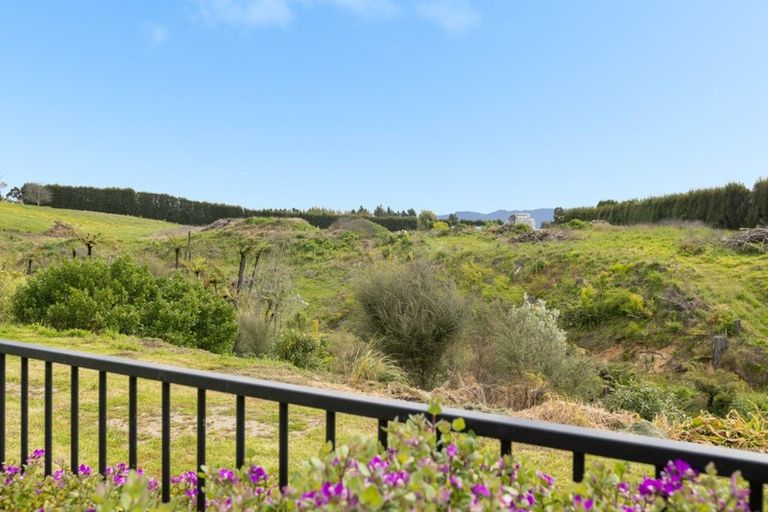 Photo of property in 20 Traverse Lane, Omokoroa, 3114