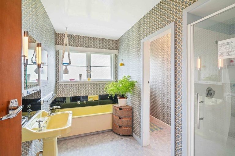 Photo of property in 2476 West Coast Road, Kirwee, Darfield, 7571