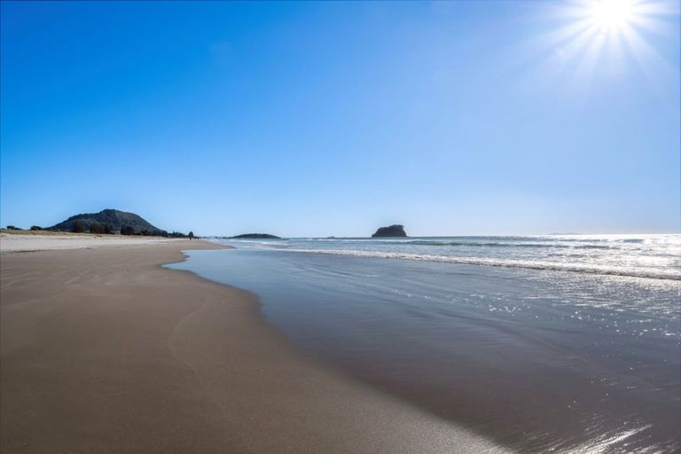 Photo of property in 157 Marine Parade, Mount Maunganui, 3116
