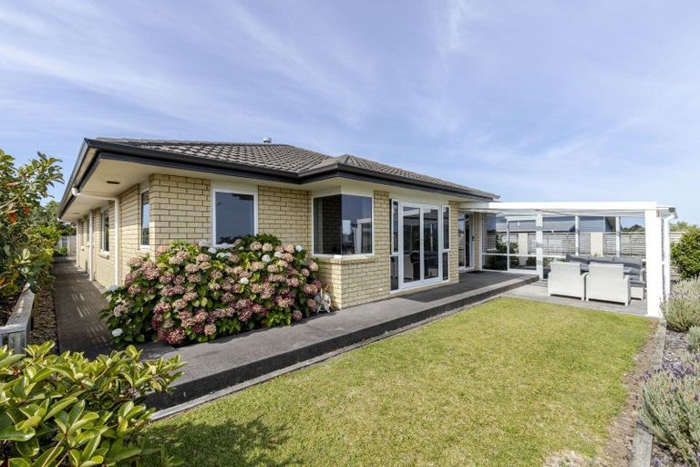 Photo of property in 38 Karamea Street, Whalers Gate, New Plymouth, 4310