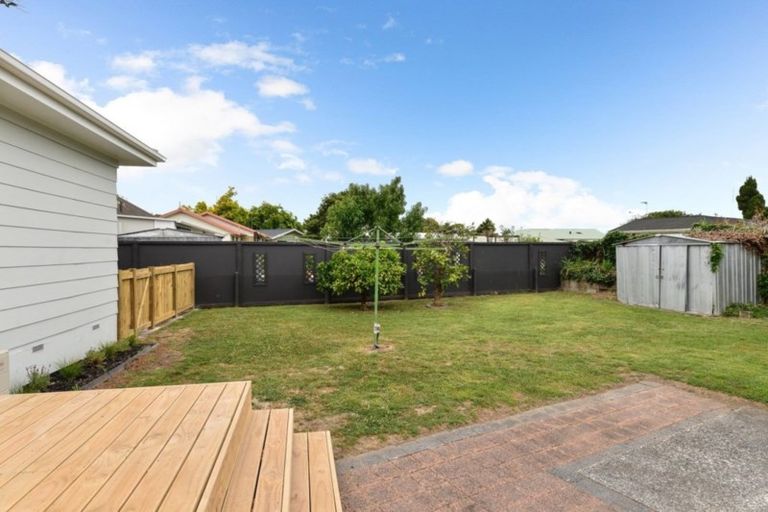 Photo of property in 27 Karen Crescent, Dinsdale, Hamilton, 3204