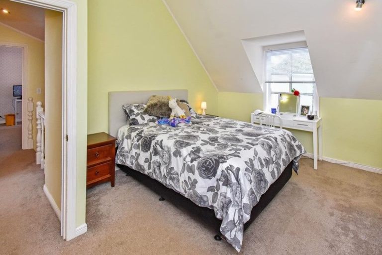 Photo of property in 1 Tington Avenue, Wattle Downs, Auckland, 2103