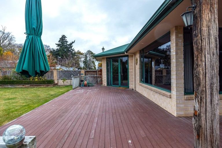 Photo of property in 10 Cascade Place, Geraldine, 7930