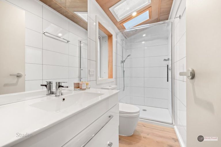 Photo of property in 1057 Fergusson Drive, Clouston Park, Upper Hutt, 5018