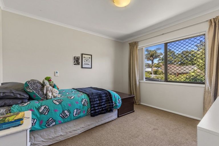 Photo of property in 16 Tom Keven Way, Pukekohe, 2120