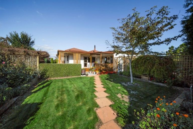 Photo of property in 357 Katene Road, Normanby, Hawera, 4675